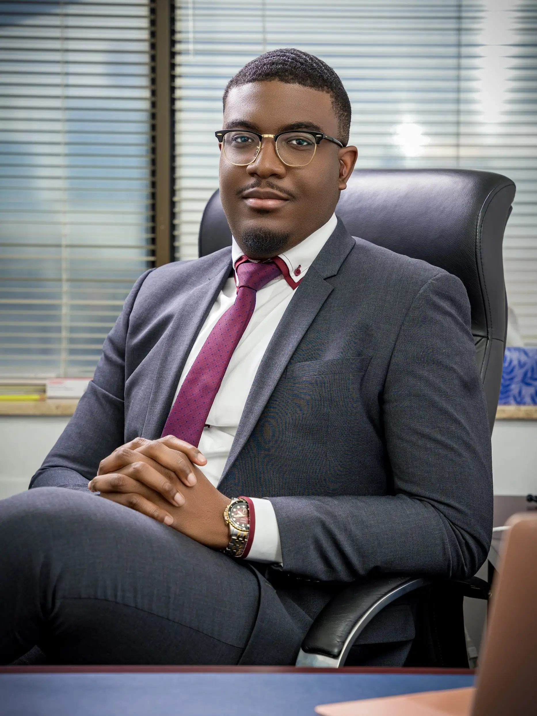 Eromonsele Theodore Oware- toronto lawyer headshot